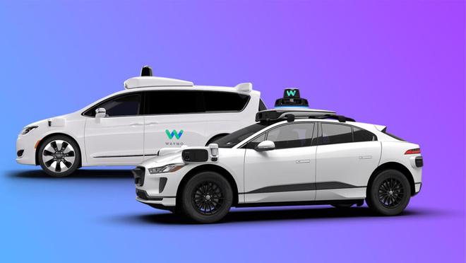 Robotaxi爆发年，自动驾驶将迎GPT时刻？__Robotaxi爆发年，自动驾驶将迎GPT时刻？