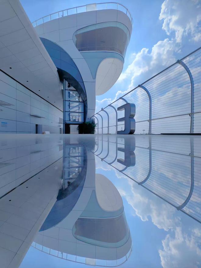 白云机场天空舞台__白云机场上空图片