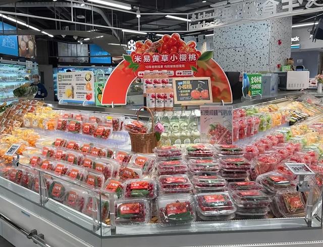 _小伙地摊买下视频_卖吃的小伙子是谁