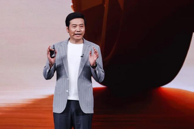 比迈巴赫多1度，小米汽车为粉丝们造了一辆“豪车”_比迈巴赫多1度，小米汽车为粉丝们造了一辆“豪车”_