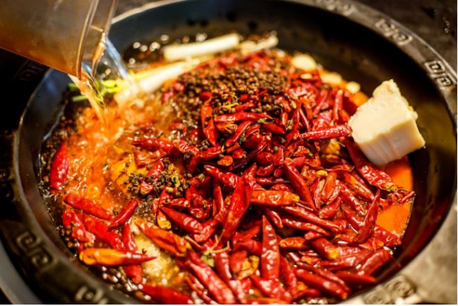 _火锅牛油分几种_火锅料是牛油的好还是清油的好
