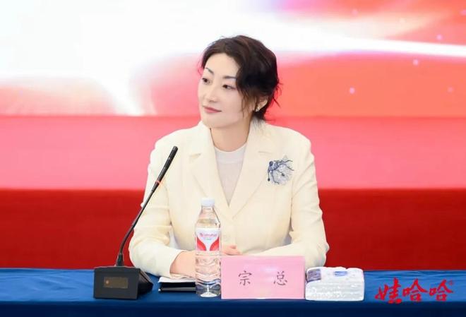 杭州国资出手了？宗馥莉“心腹”严学峰被查，发生了什么？__杭州国资出手了？宗馥莉“心腹”严学峰被查，发生了什么？