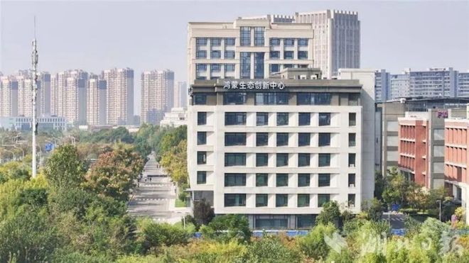 告别“卡脖子”，拥抱“新底座”， 鸿蒙，成了！_告别“卡脖子”，拥抱“新底座”， 鸿蒙，成了！_