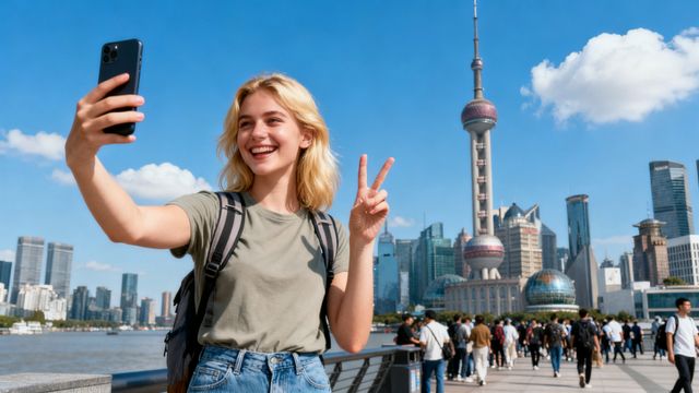 火爆的入境游：飞行7000公里，游览中国小镇