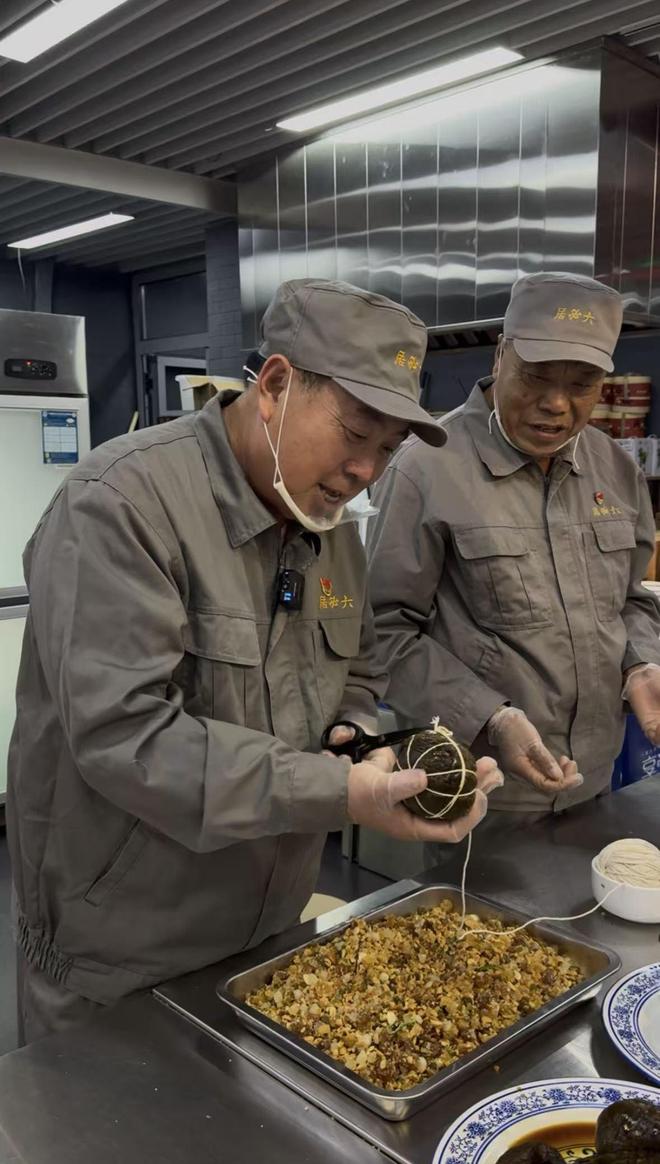老字号“逆生长”现场直击：酱菜缸里泡出冰淇淋，豆腐坊变身科技乐园__老字号“逆生长”现场直击：酱菜缸里泡出冰淇淋，豆腐坊变身科技乐园