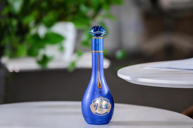 _用中国品牌讲中国故事_白酒文化源远流长