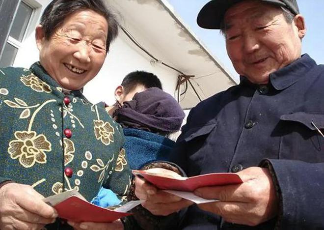南歌官宣定档__养老护理员（五级）—指导手册