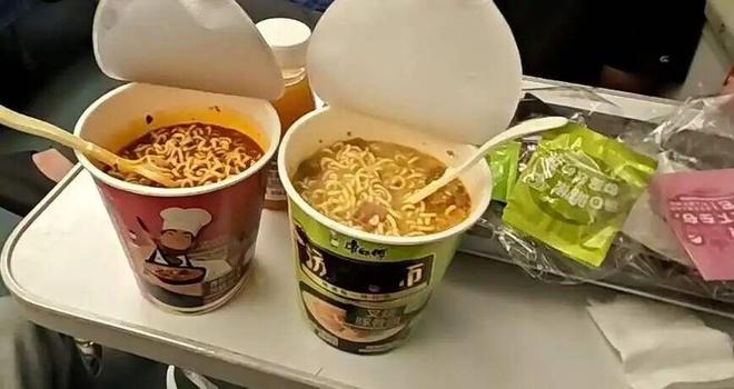 高铁餐饭多少钱__高铁餐厅吃饭