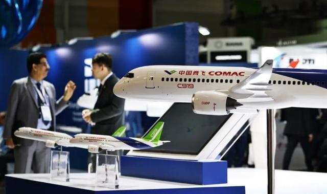 C919交付砍半，1300订单等130年？国产加速：打得越狠，中国越强_C919交付砍半，1300订单等130年？国产加速：打得越狠，中国越强_
