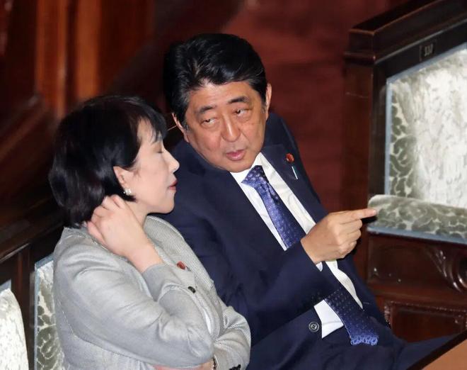 祝贺安倍晋三日本当选首相_日本首相安倍近况_
