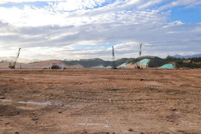 富广东穷广东_广东富裕_