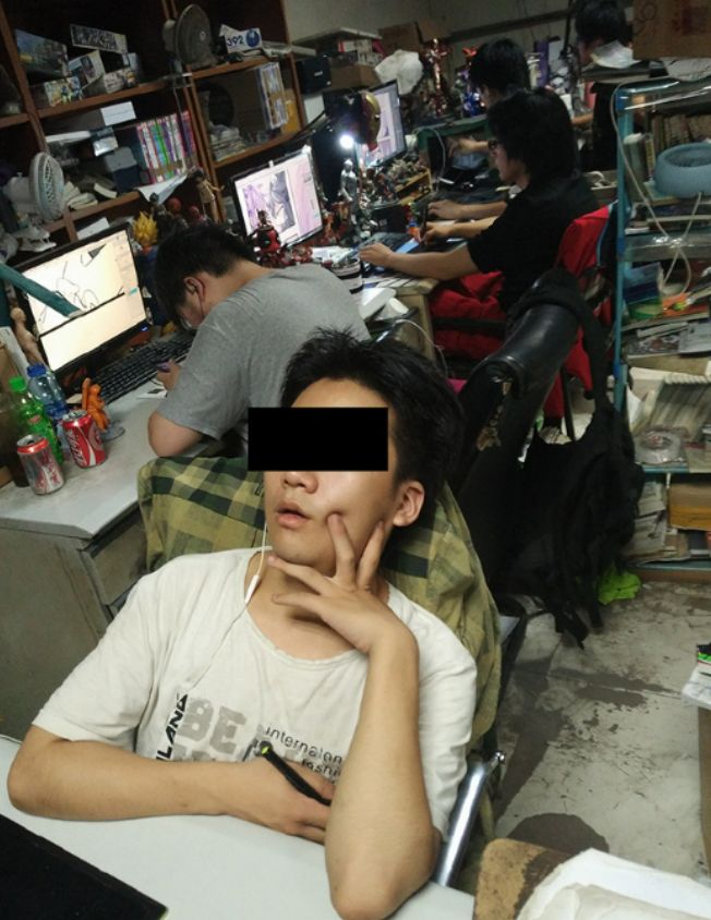 家暴漫画图_家暴怎么画_