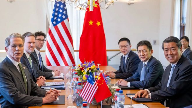 特朗普政府上台后中美之恋_特朗普谈到中国_