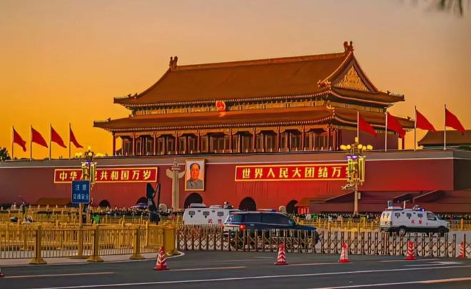 特朗普谈到中国_特朗普政府上台后中美之恋_