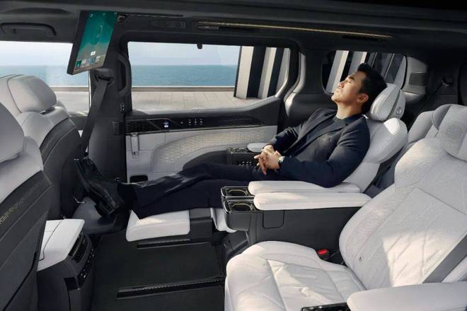 氪金汽车__中国009航母