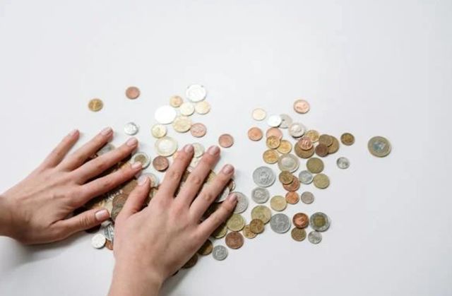 亏损阴影下的锂电隔膜龙头：为何看上了上游“卖铲人”？__亏损阴影下的锂电隔膜龙头：为何看上了上游“卖铲人”？