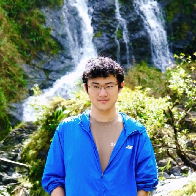 _硅谷三巨头齐放大招，现在就等梁文锋了_硅谷三巨头齐放大招，现在就等梁文锋了