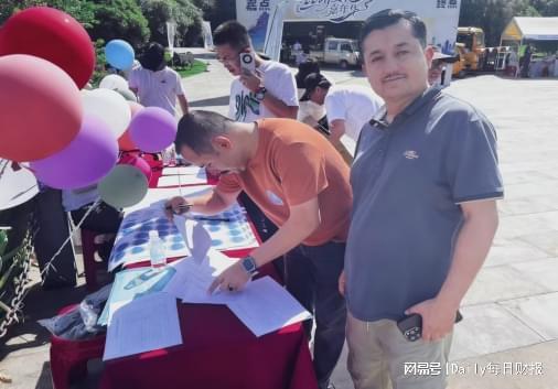 丝路邂逅东方智慧：浙江稠州商业银行把“外客”当“家人”_丝路邂逅东方智慧：浙江稠州商业银行把“外客”当“家人”_