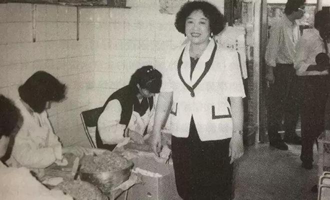 从要饭到年入60亿，中国水饺皇后：再难不过要饭，不死终会出头_从要饭到年入60亿，中国水饺皇后：再难不过要饭，不死终会出头_