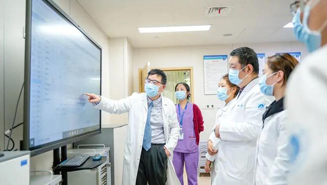 迈瑞医疗：国内拐点+海外加速，打开「韧性增长」新通道__迈瑞医疗：国内拐点+海外加速，打开「韧性增长」新通道