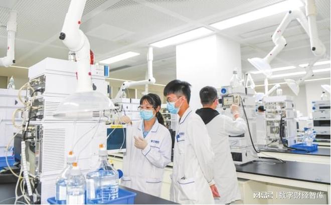 从月入过万到没工可打,又一苹果代工厂撤离,数十万工人出路在哪__从月入过万到没工可打,又一苹果代工厂撤离,数十万工人出路在哪