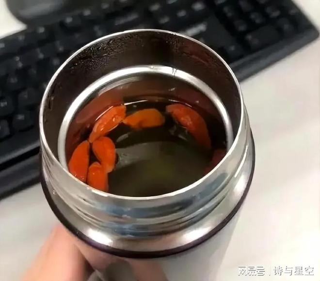 游戏经济系统崩盘__新加坡经济崩盘