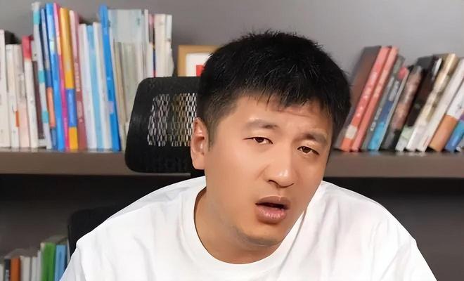 _宣布停播后的张雪峰，真的有动谁的蛋糕吗？_宣布停播后的张雪峰，真的有动谁的蛋糕吗？