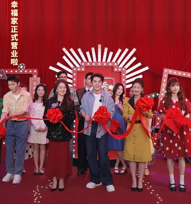 李佳琦直播带货可靠吗__带货达人李佳琦