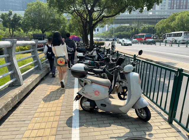 _上海地铁公共停车场收费标准_上海地铁停不准