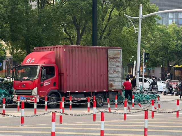 _上海地铁公共停车场收费标准_上海地铁停不准