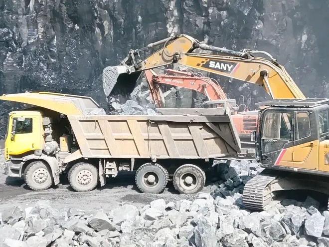 n卡哪些型号是矿卡__南迦巴瓦为何无人登顶