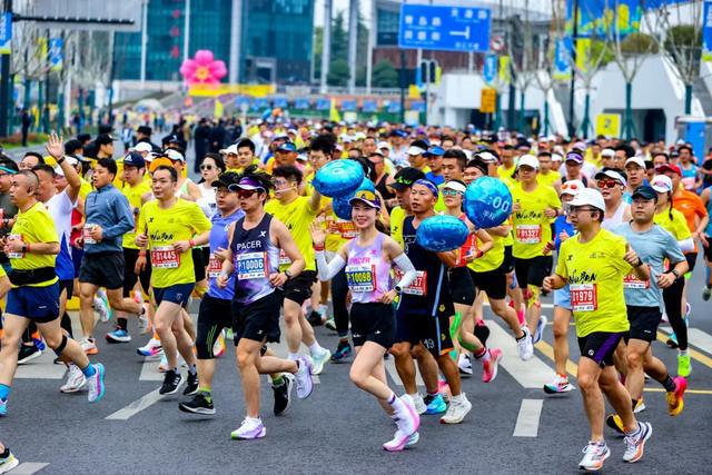 跑一场马拉松，钱都花在哪儿了？