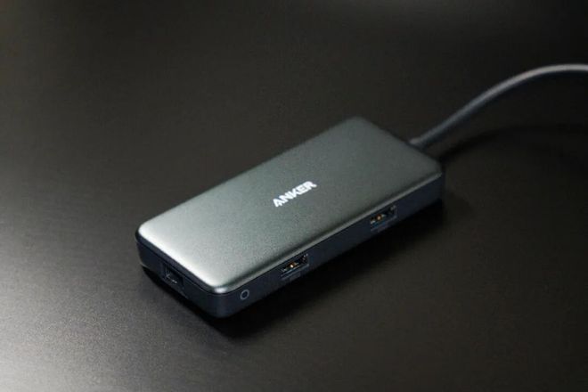 安克创新，中美两头都摊上事了