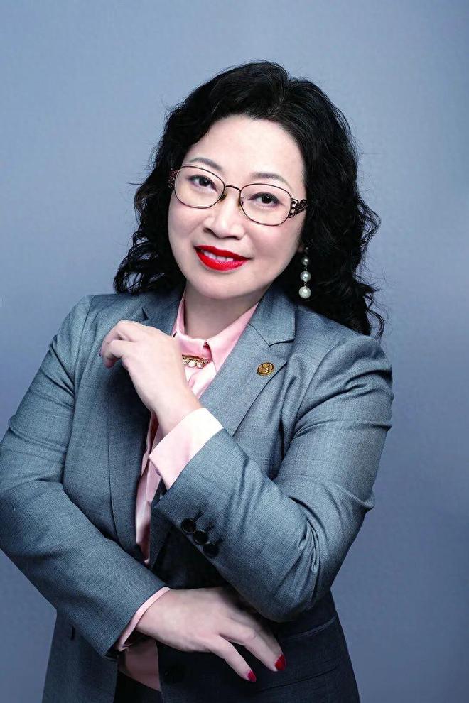 保险玫瑰之富德生命人寿陈丹：时间丈量价值：一位保险老兵的“长期主义”告白__保险玫瑰之富德生命人寿陈丹：时间丈量价值：一位保险老兵的“长期主义”告白