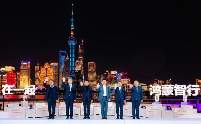 从百万交付到格局重构：鸿蒙智行“五界聚势”引领中国豪车突围