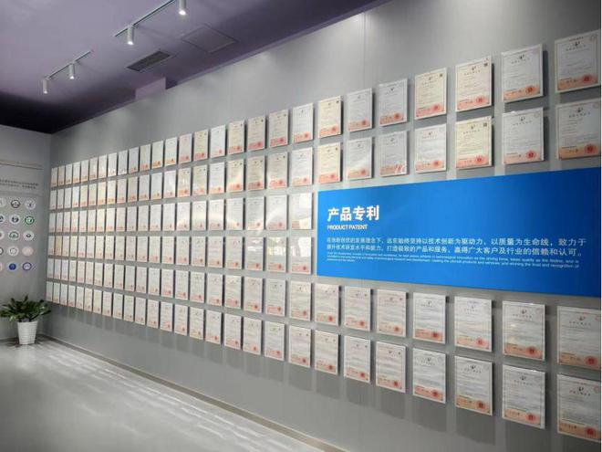 _江福生修钟表服务地址_中国辍学