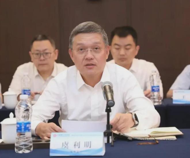 行长职责范围_行长代为履职是什么意思_