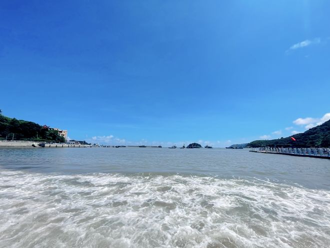 苍南黄金海岸沙滩好玩吗_苍南168黄金海岸线分哪四段_