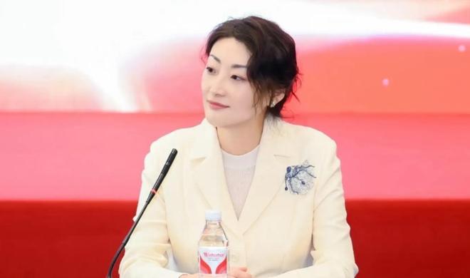 大女主高开低走，宗馥莉挂印辞职，娃小宗成功难定__大女主高开低走，宗馥莉挂印辞职，娃小宗成功难定
