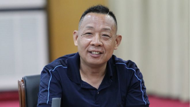被气哭的于东来反击了：牵手京东，走向全国？__被气哭的于东来反击了：牵手京东，走向全国？