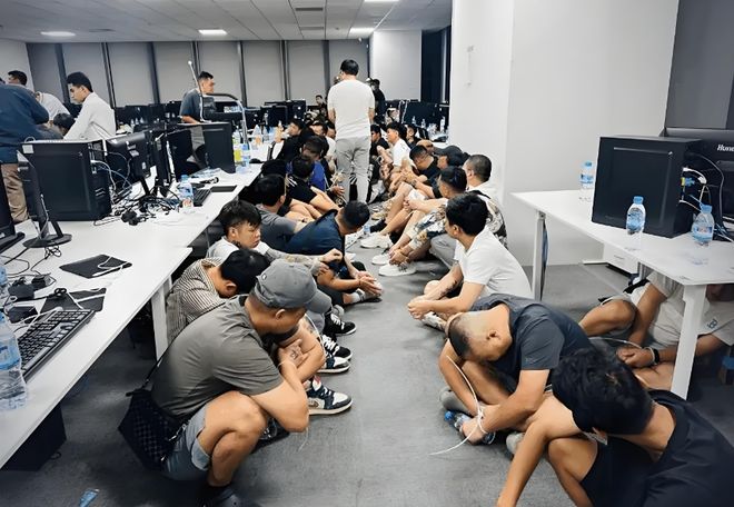 炮打电诈园区！泰国杀红眼了，柬埔寨黑产要被连根拔起？_炮打电诈园区！泰国杀红眼了，柬埔寨黑产要被连根拔起？_