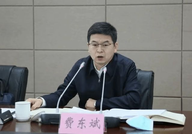 国家铁路局党组书记、局长费东斌被查