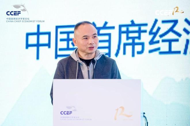 刘煜辉：从指数突破到通缩转场，2025预判全验证！