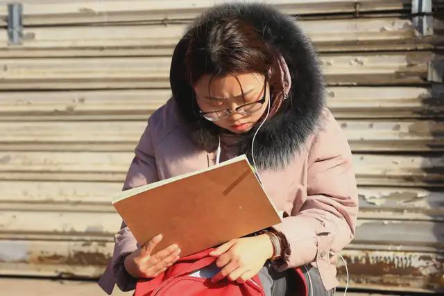 _研究生考乡镇公务员好考吗_研究生考乡镇公务员算什么级别