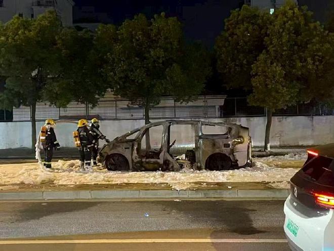 21独家|MEGA起火,理想问责14人_21独家|MEGA起火,理想问责14人_