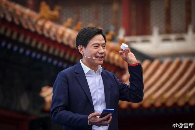雷军余承东表情包_余承东和雷军真的吃过饭吗_