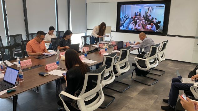 科技股暴跌引发恐慌_科技失控的例子_