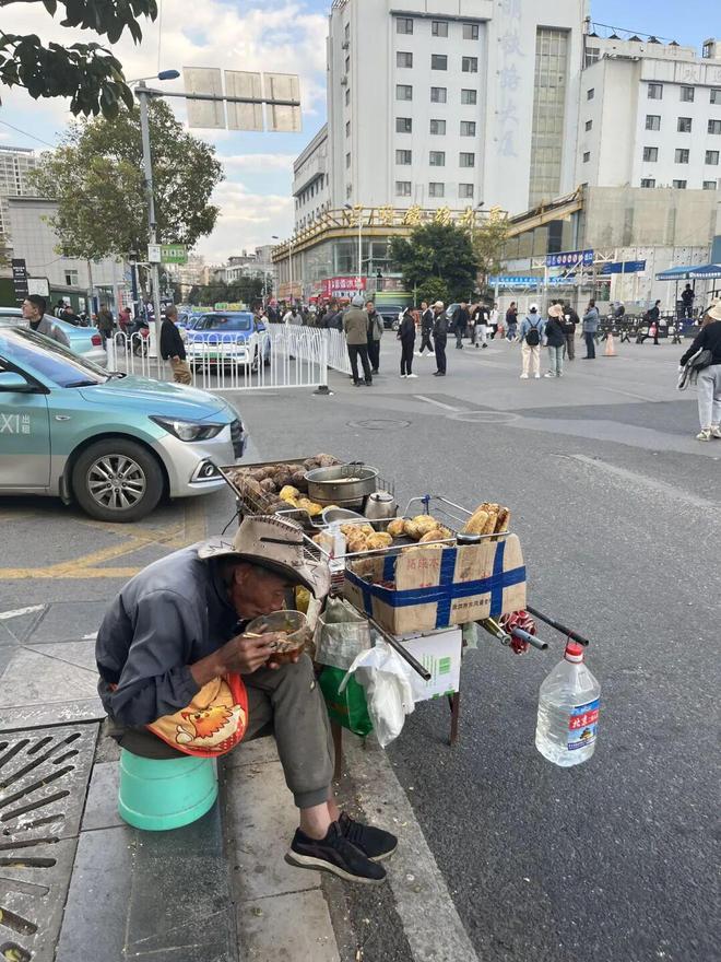 _超10000家门店的蜜雪冰城,又盯上了早餐店_超10000家门店的蜜雪冰城,又盯上了早餐店