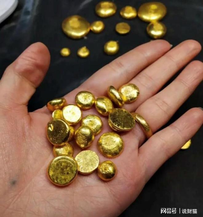 _黄金越涨越买？这届年轻人心态变得太快了_黄金越涨越买？这届年轻人心态变得太快了