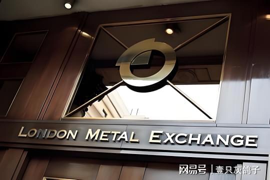 人民币遭“围剿”？英国替美国出手，竟忘了中国才是它最大买家